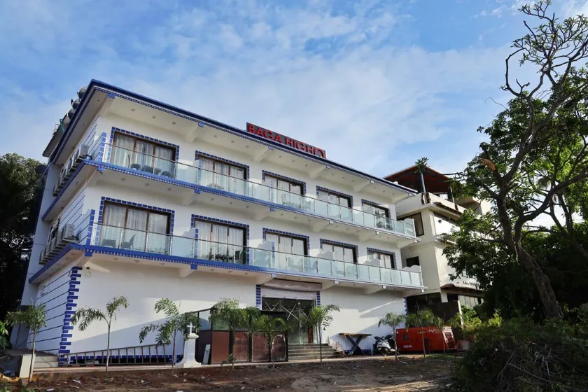 Hotel Baga HighQ - Near Baga Beach - Image 1