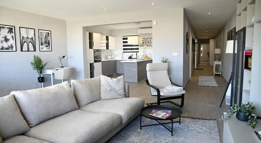 2 Bedroom Luxury Apartment in Madliena Swieqi - Image 1