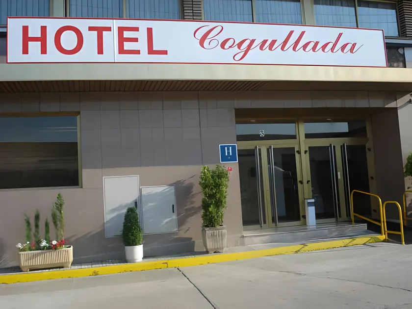 Hotel Cogullada - Image 1