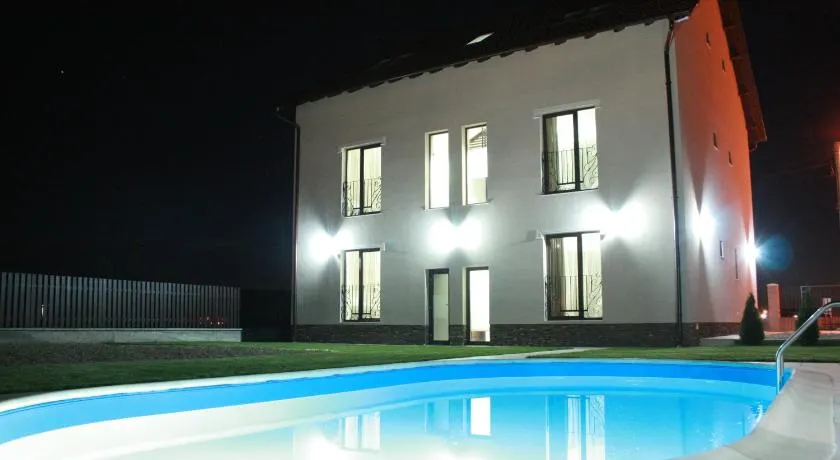 Sunrise Villa - Image 1
