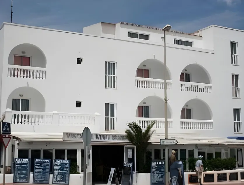 Outsite Ibiza - Work, Connect, Explore - Image 1