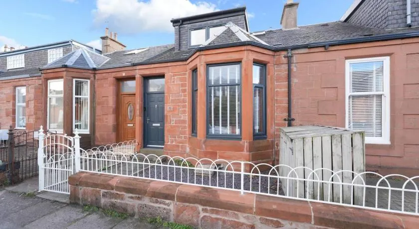 Seabreeze in Prestwick - Image 1