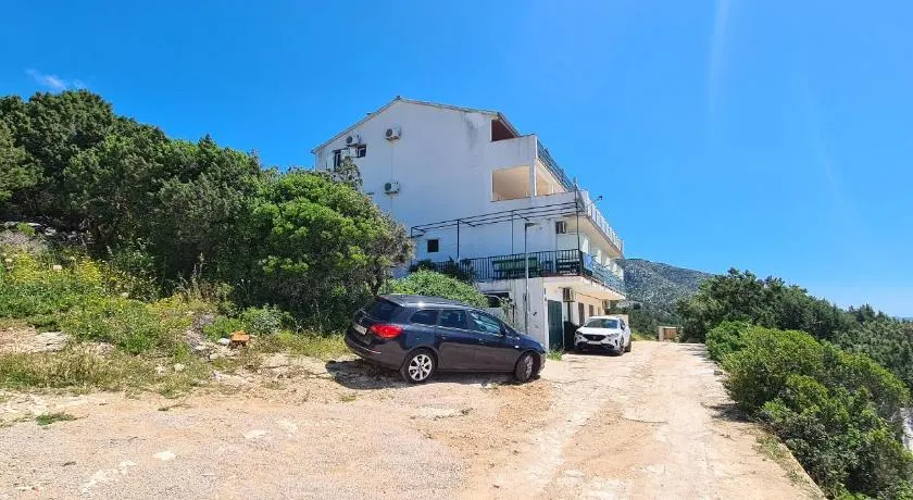 Apartments Ana i Ante Punta - Image 1