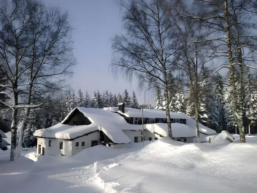 Montanie Resort - Image 1