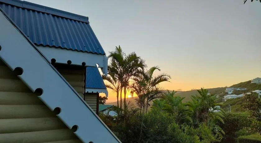 Brenton Cottage at 90 - No sea view, pet-friendly, self-catering 2 sleeper - Image 1