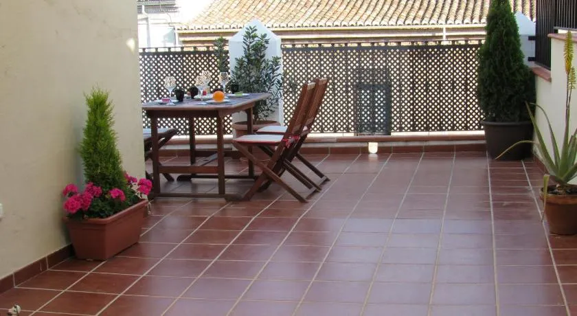 Apartamentos Ilíberis - Image 1