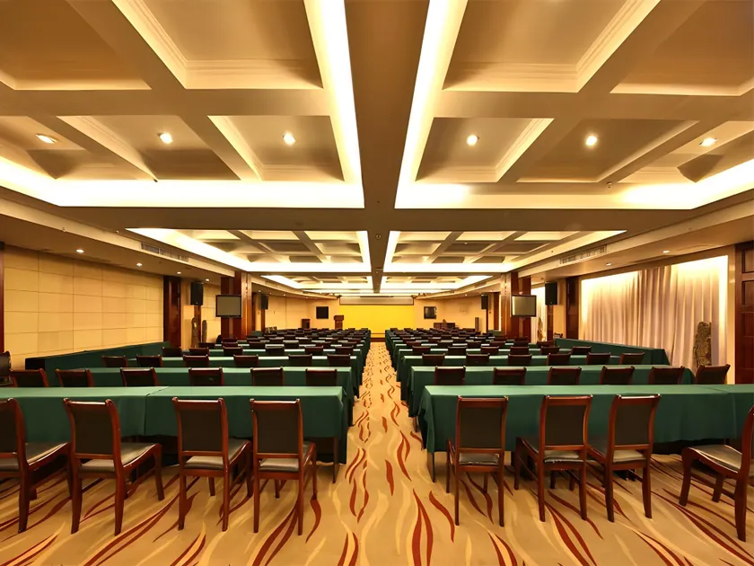 Vienna International Hotel Zhangjiajie Tianmen Mountain - Image 1