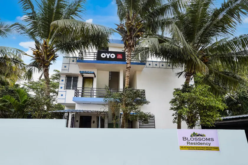 Hotel O Blossom Residency - Image 1