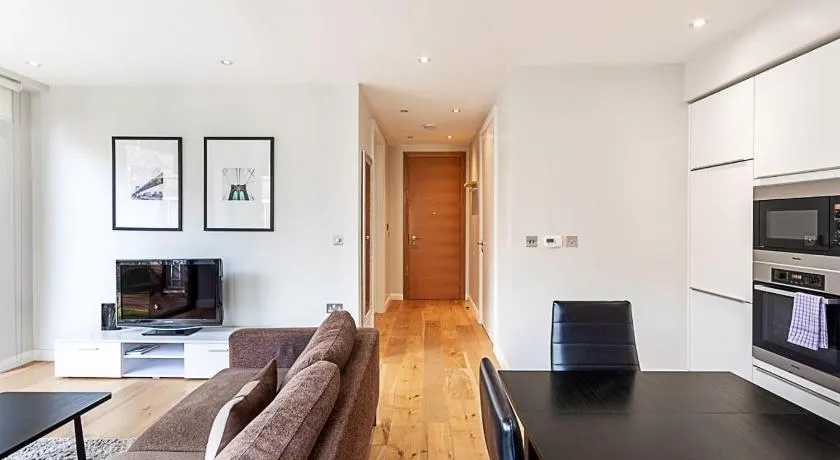 Wonderful Holborn Apartment - Image 1