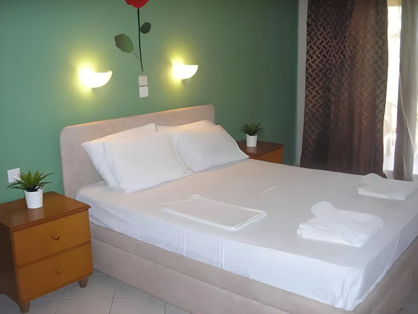 Poseidon Apartments - Image 1