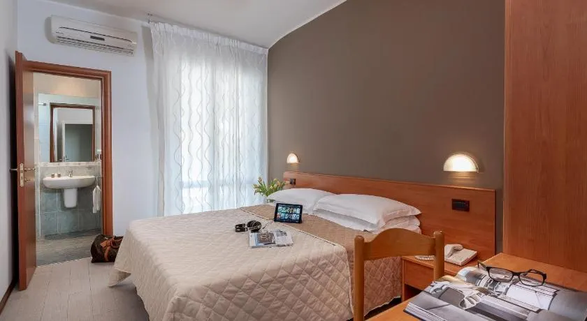 Hotel Pierre "NUOVA GESTIONE" - Image 1