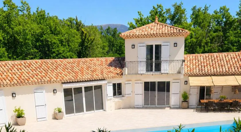 Villa Maluan, Maison d'hôtes, nature et calme au Pays de Fayence - Image 1