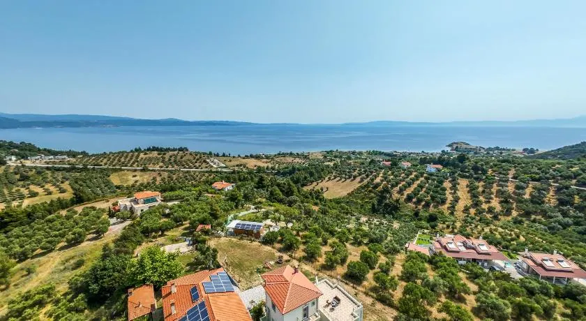 Sunrise Villas by RentalsPro - Agios Nikolaos Halkidiki - Image 1