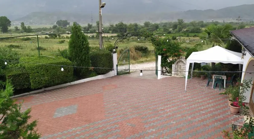 HOTEL RESTORANT VIKTORIA - Image 1