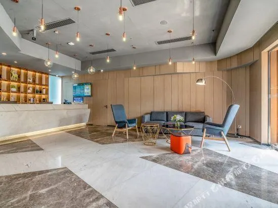 Vyluk Hotel(Guanyinqiao street ) - Image 1