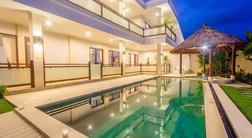 Villa Golden Palm Bali Canggu- HUGE luxe 2-storey villa - Image 1