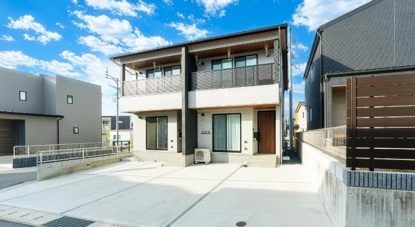 スタークハウス熊本大津 Stark House Kumamoto Ozu - Image 1