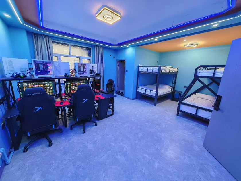 Super-exciting e-sports hotel - Image 1