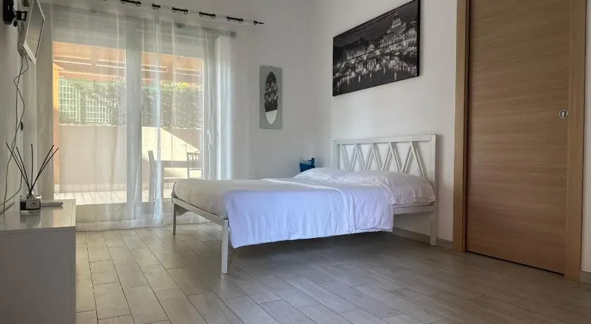 Mini suites - Image 1
