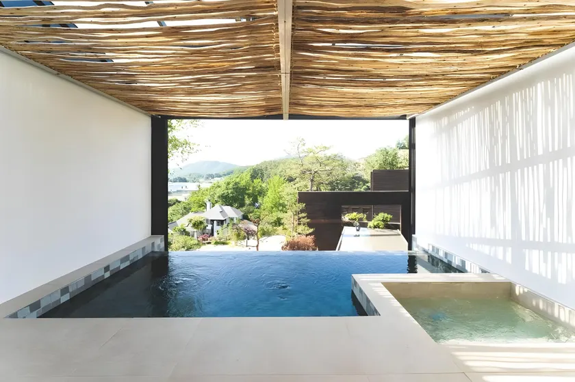 Tivoliville Spa N Poolvilla - Image 1