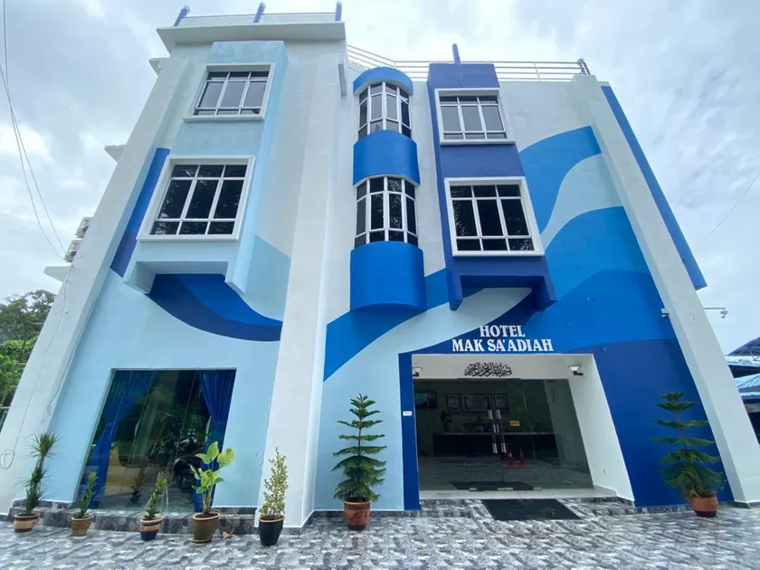 Mak Sa'adiah Hotel - Image 1