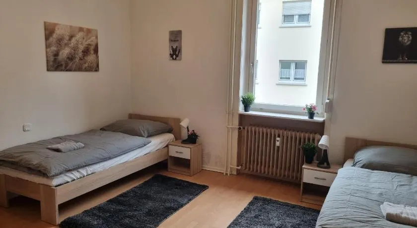 Gemütliches 3 Zimmer Apartment mit Küche und Garten - Image 1