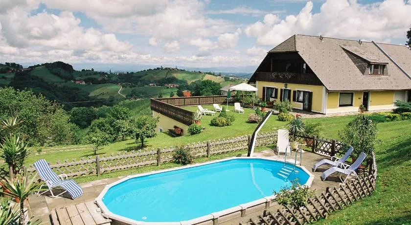 Weingut Lambauer - Image 1