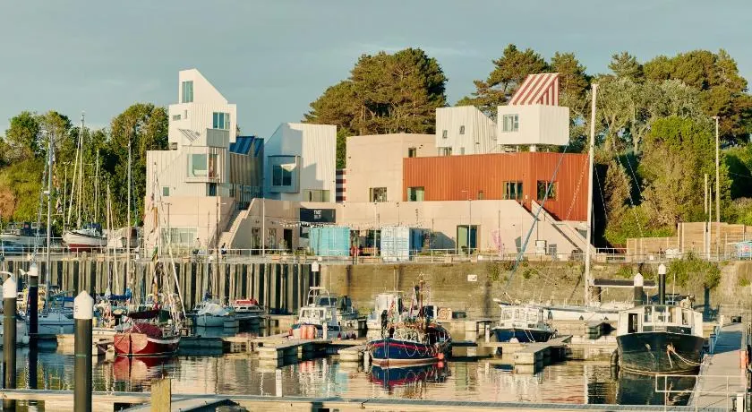 East Quay - Image 1