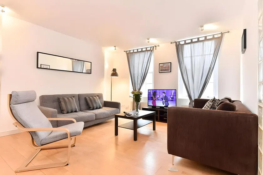 Chancery Lane City Apartments - Image 1