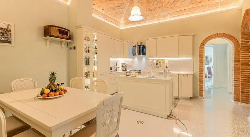 Charming Apartment Cartoni - Image 1