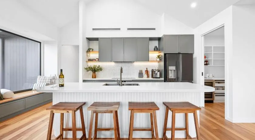 The Pinnacle - Sleeps 10 - Merrijig - Image 1