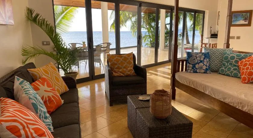 Ocean Breeze Bungalow - Image 1