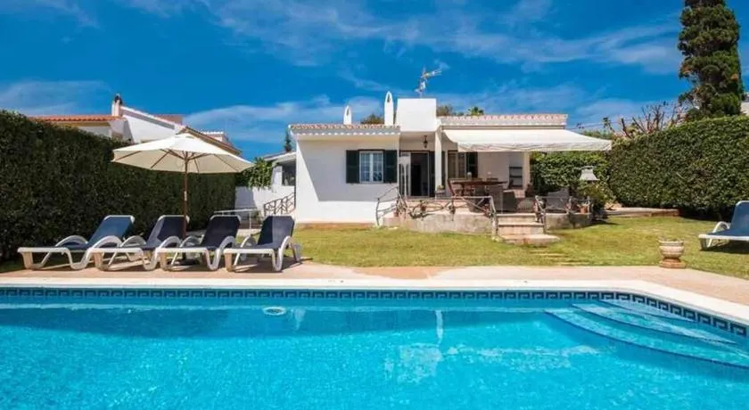 VILLA JARAMA - Elégante villa moderne près de la plage - Image 1