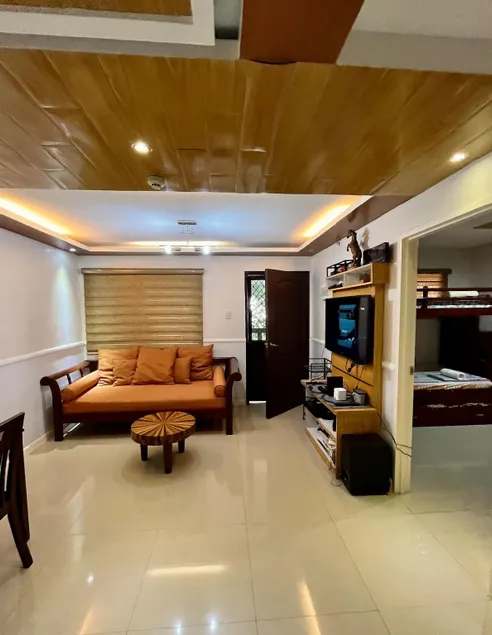 Big Group Family 2BR with 3AC Condo beside SM Mall - Image 1