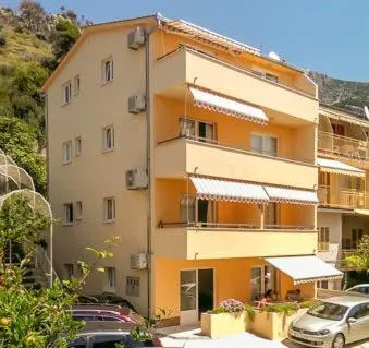 Apartment Marta - Image 1