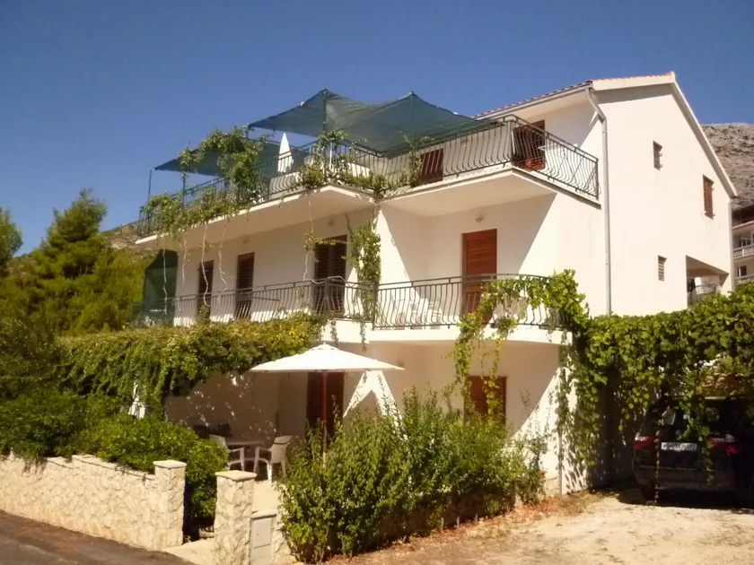 Apartment Josip A5 Ivan Dolac, Island Hvar - Image 1