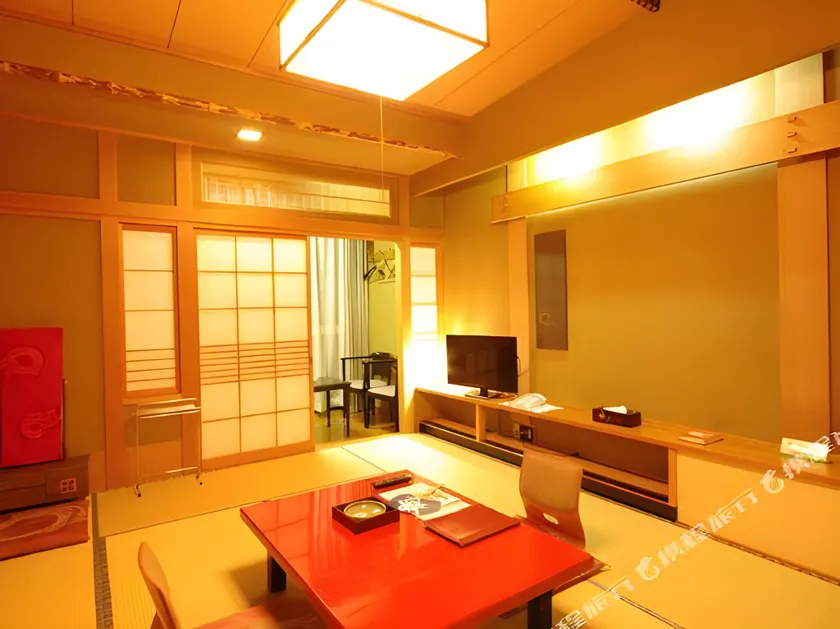 Sakakiya - Image 1