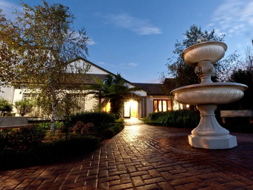 AfricaSky Guest House - Image 1
