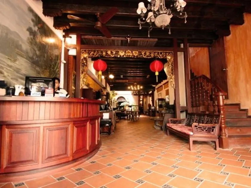Kuching Waterfront Lodge - Image 1