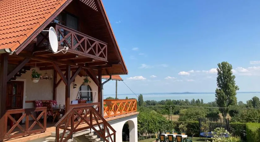 Paphegy Apartman - Image 1