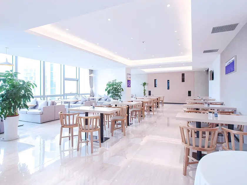 Lavande Hotel Tianjin Xiangluo Bay Binhai High-Speed Railway Station - Image 1