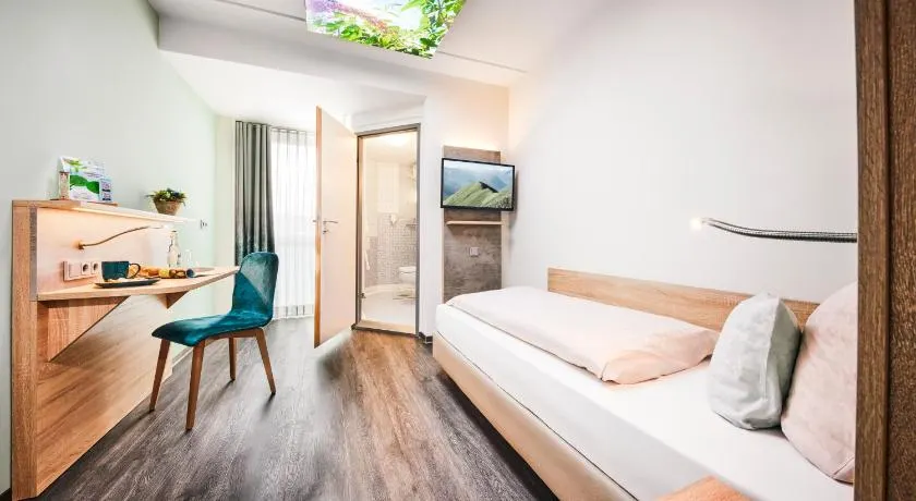 IN VIA Hotel - Image 1