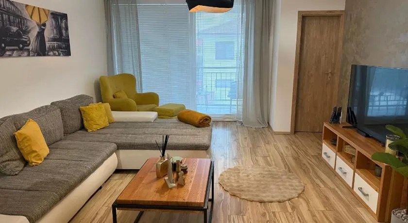 Prestige Suite DS - Image 1