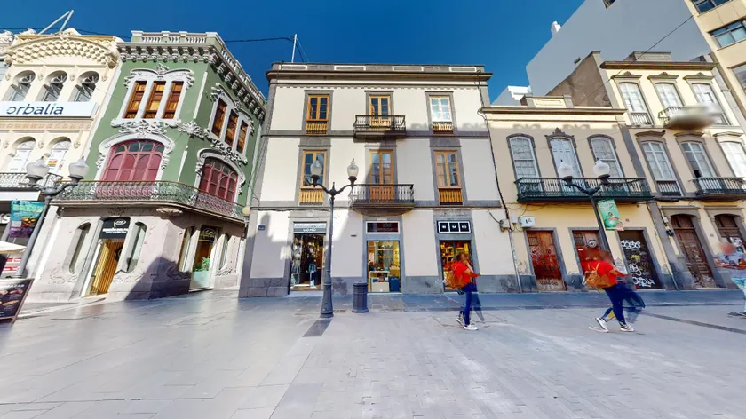 Triana Rooms EH - Image 1