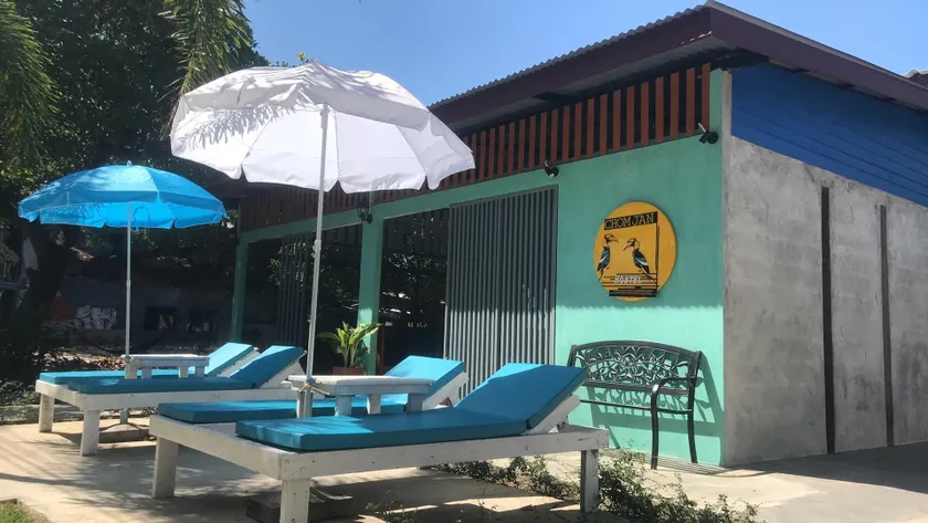 Chomjan Hostel - Image 1