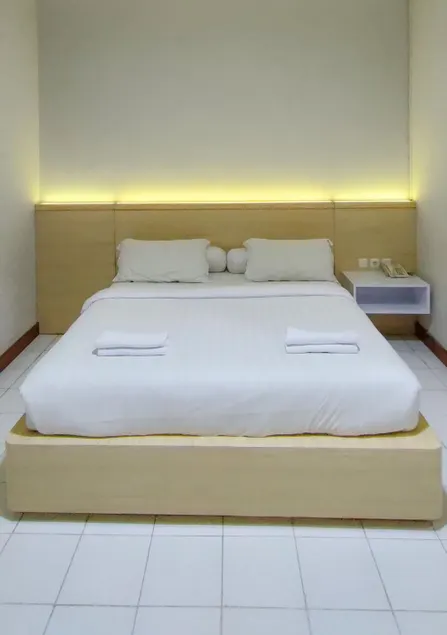 Twin Star Hotel - Image 1