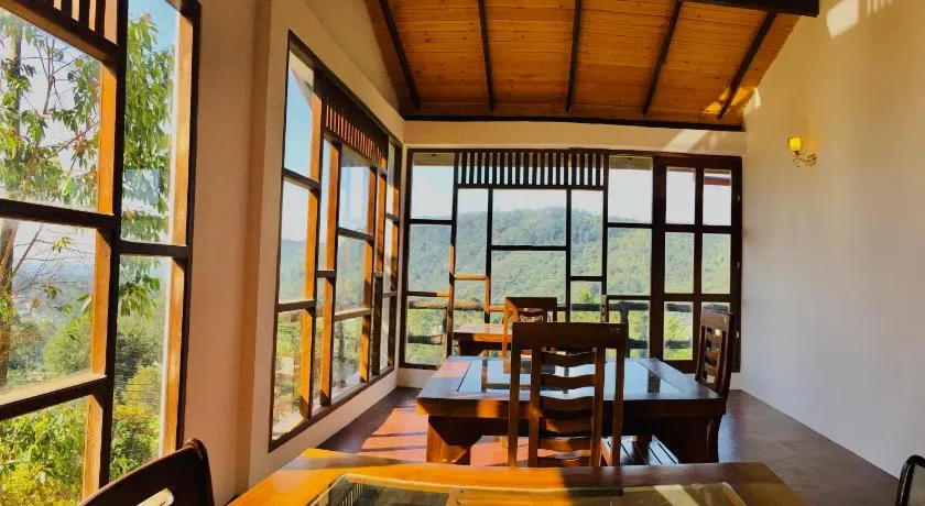 travellers nest inn - Image 1