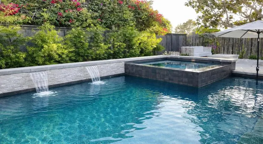 Luxury Home Backyard Oasis Villa - Image 1