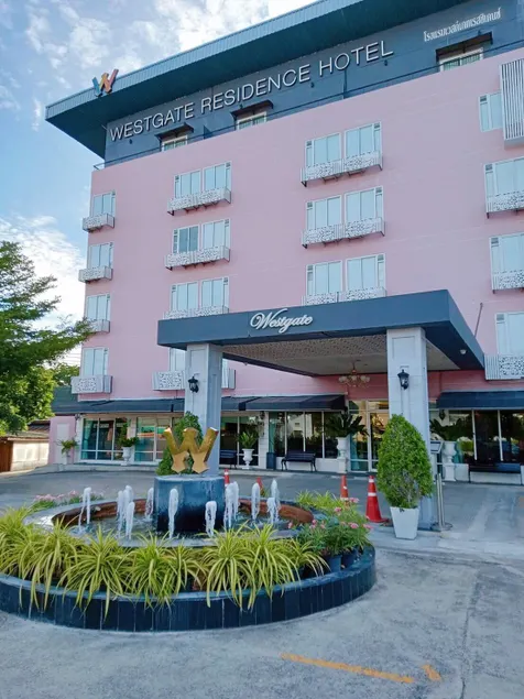 Westgate Residence Hotel - Image 1