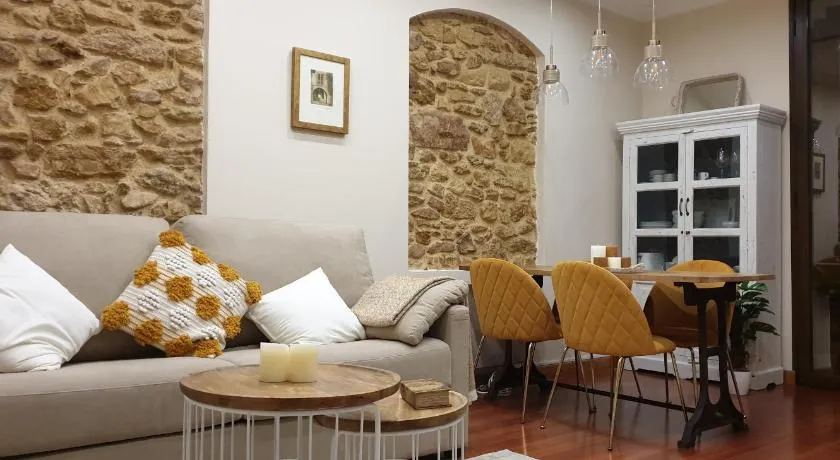 Ayuntamiento - Precioso con parking y WIFI - Image 1
